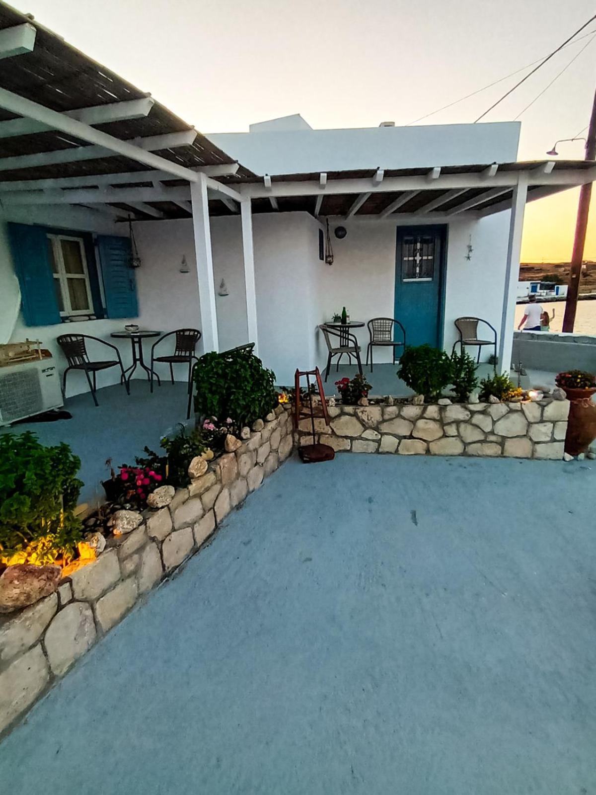 Seaside Residence Kiki Prassa,Kímolos 外观 照片